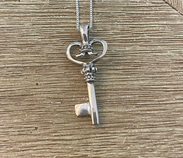 Sterling Silver Fancy Key Necklace